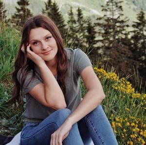 Meet your Posher, Vanessa